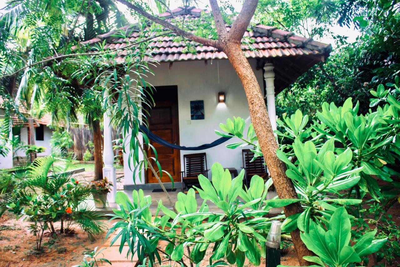 Star Light Cabanas&Restaurant Tangalle Exterior foto